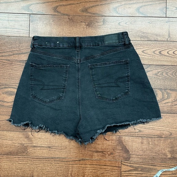 American Eagle Curvy Mom Short High Rise - Picture 2 of 8